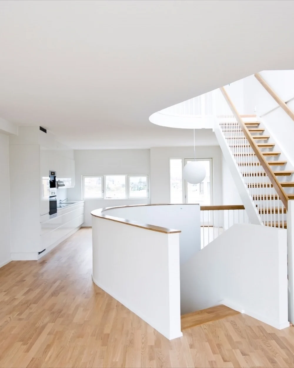 Holztreppe Nr. 17