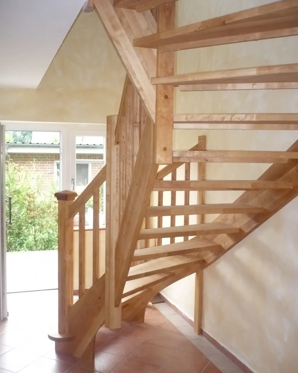 Holztreppe Nr. 28