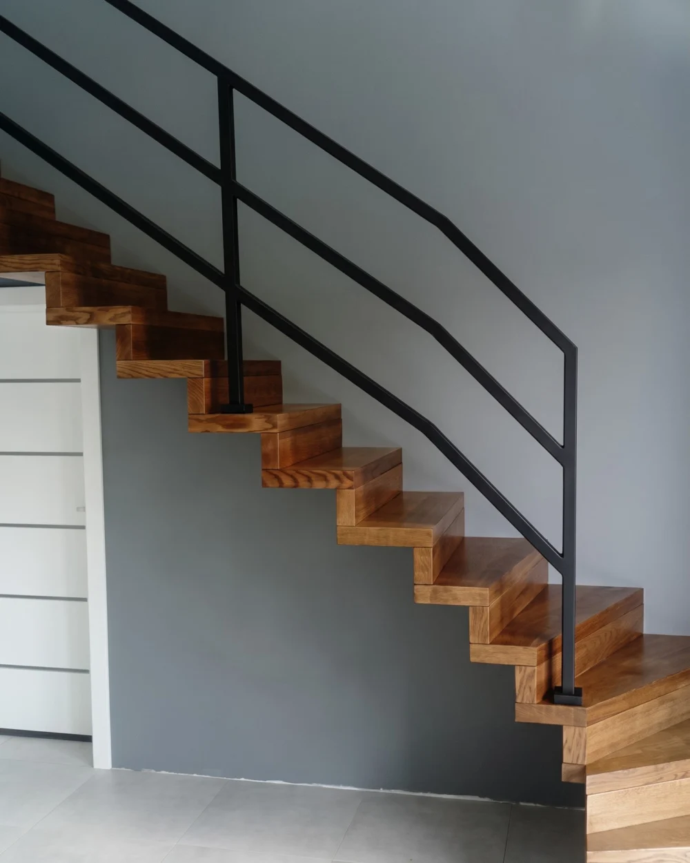 Holztreppe Nr. 44