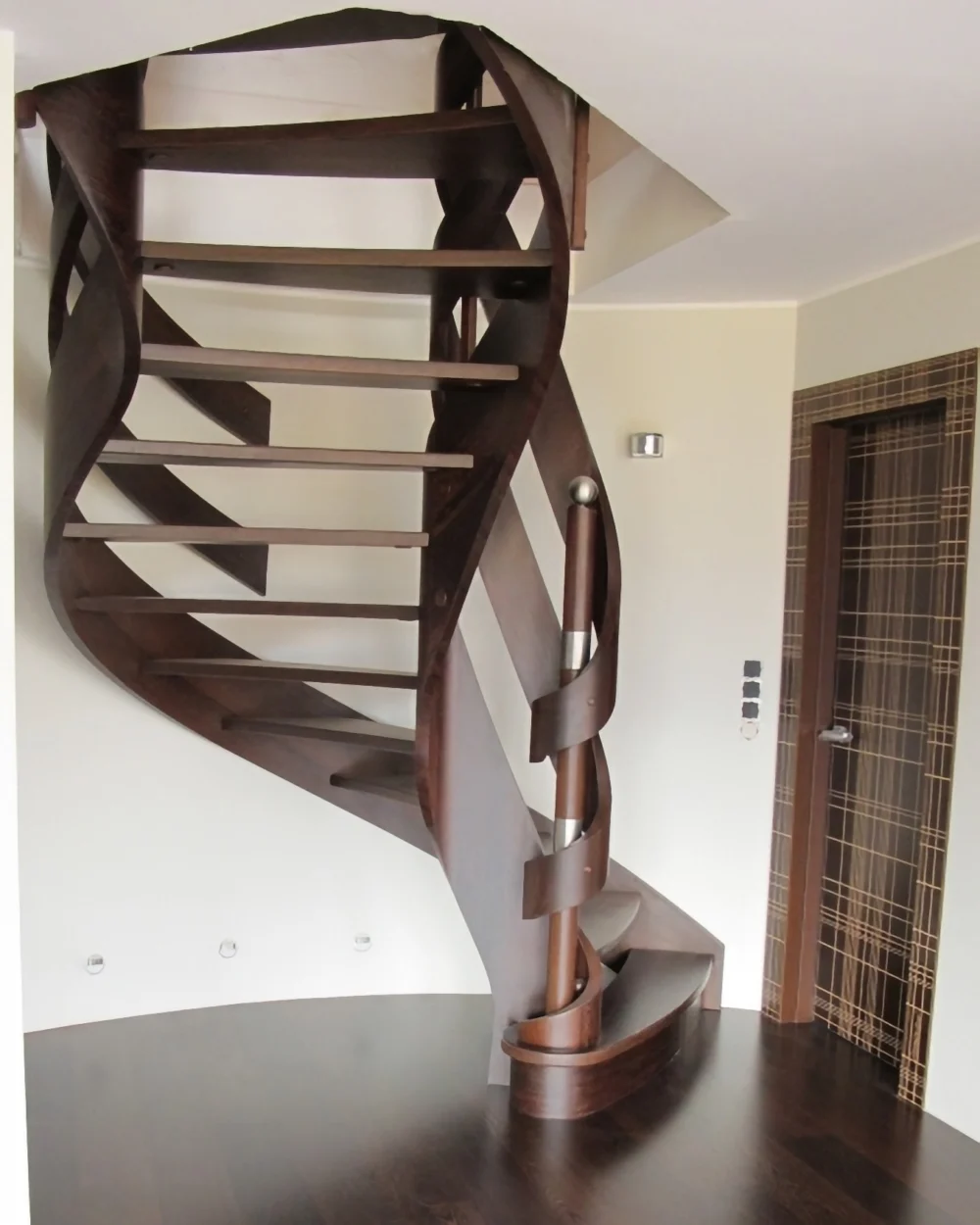 Holztreppe Nr. 7