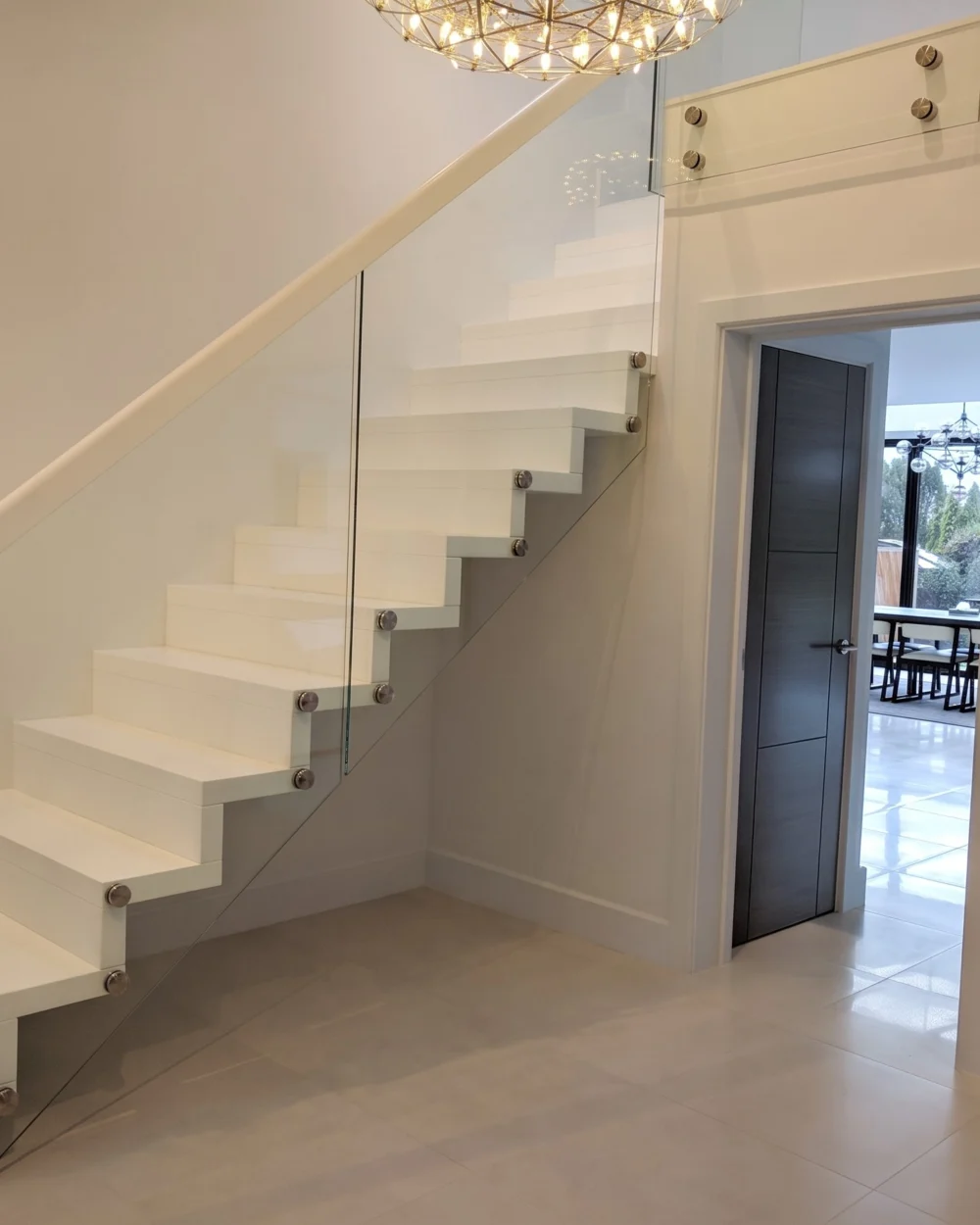 Holztreppe Nr. 69