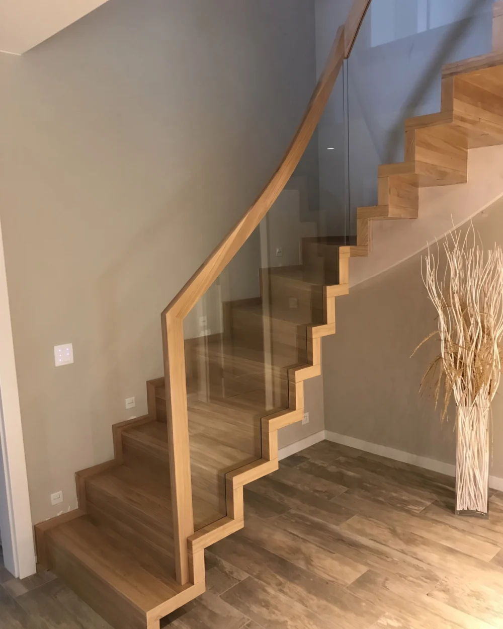 Holztreppe Nr. 75