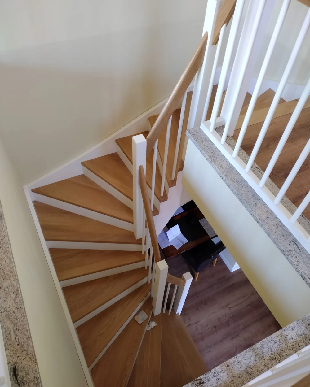 Holztreppe Nr. 88